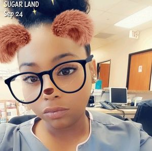 Meet your Posher, Johana